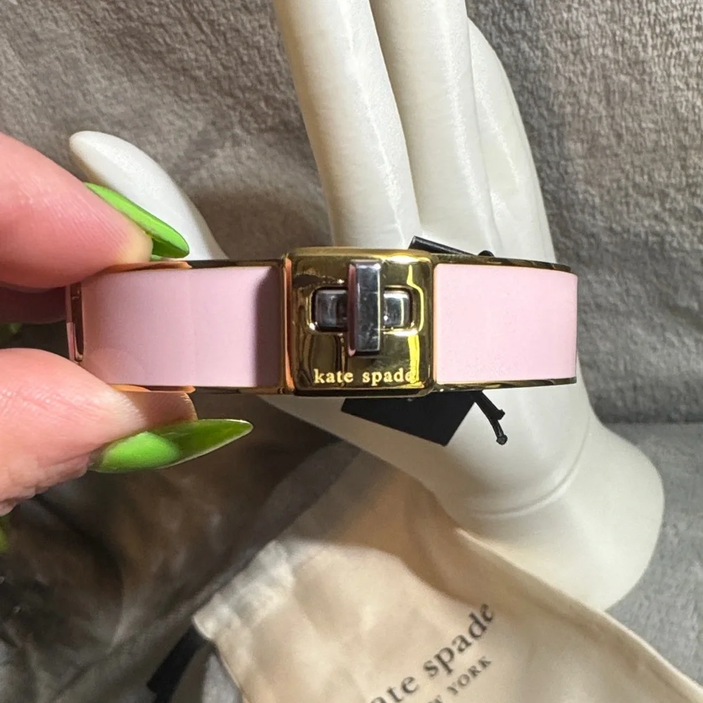 Kate Spade New York Phoebe Enamel Turnlock Bangle - Picture 3 of 7